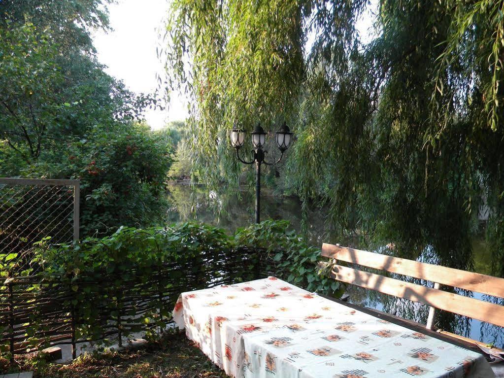 Guest House Dacha Kijev Kültér fotó